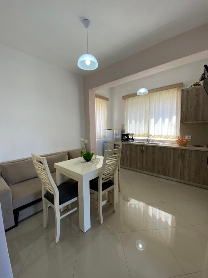 Hotel Andrea Sarandë Exterior foto