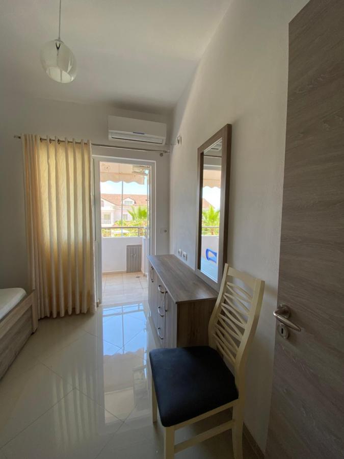 Hotel Andrea Sarandë Exterior foto